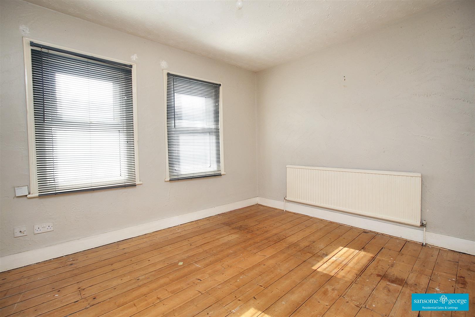 1 bed property in St. Edwards Road, Reading